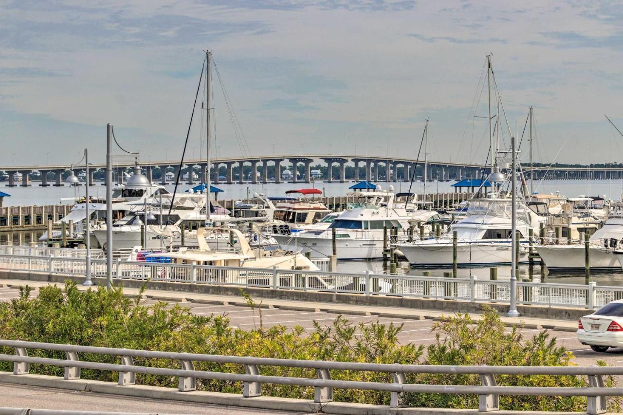 Walk To Beach From Chic Old Town Apartment With Yard Bay St. Louis 外观 照片